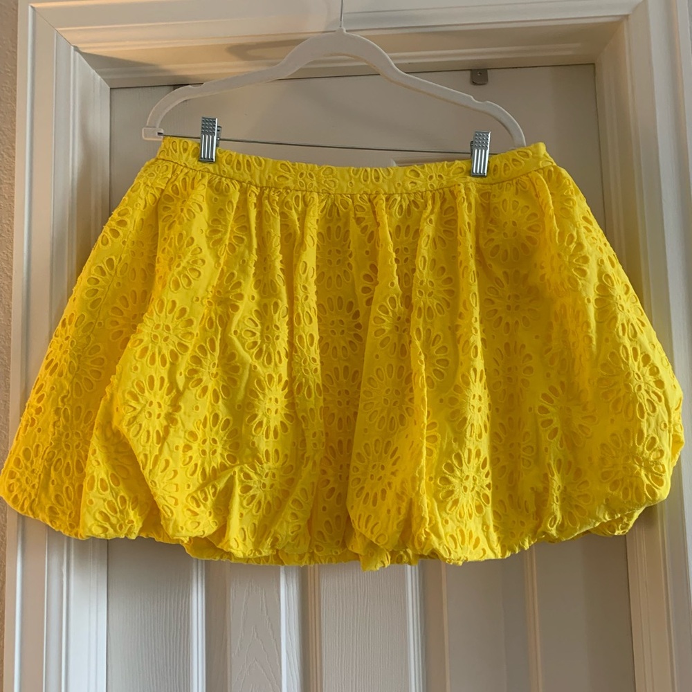 Lilly Pulitzer Resort Yellow Pinwheel Eyelet Bubble Skirt Size 14